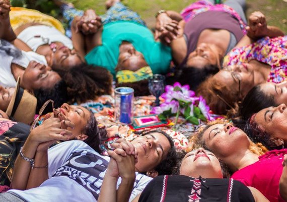 Beleza e resistência: aluna da Ufal faz fotos de mulheres vítimas de violência