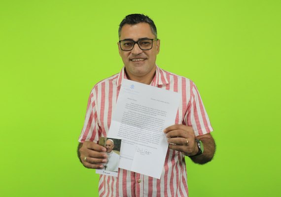 Alagoano recebe carta do Papa Francisco
