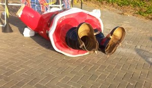 Decoração natalina em Jacarecica é vandalizada