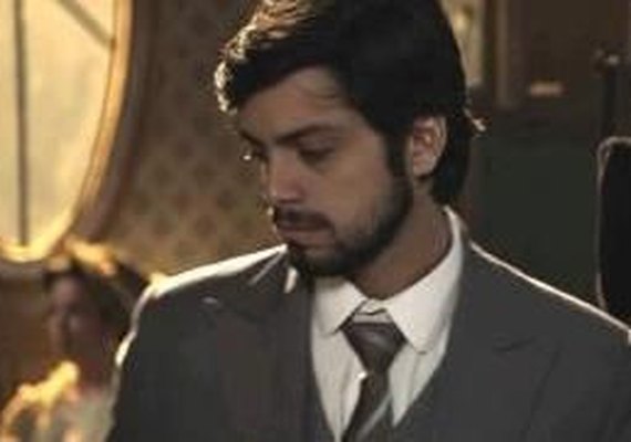 'Orgulho e Paixão': Ernesto entra para a política e vira prefeito