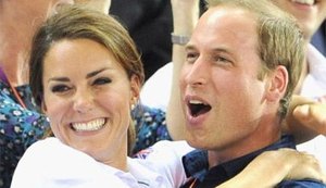 William e Kate Middleton pedem R$ 5 milhões à revista por fotos de topless