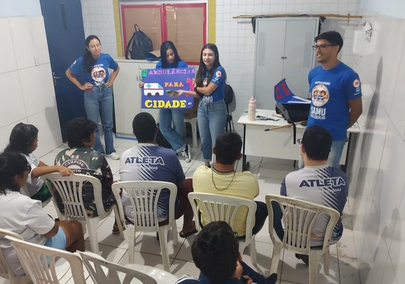 Projeto Samu nas Escolas leva primeiros socorros a alunos especiais da Apae