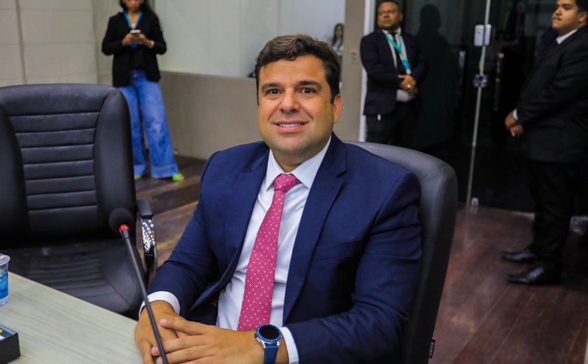 Vereador assume liderança do prefeito na Câmara de Maceió