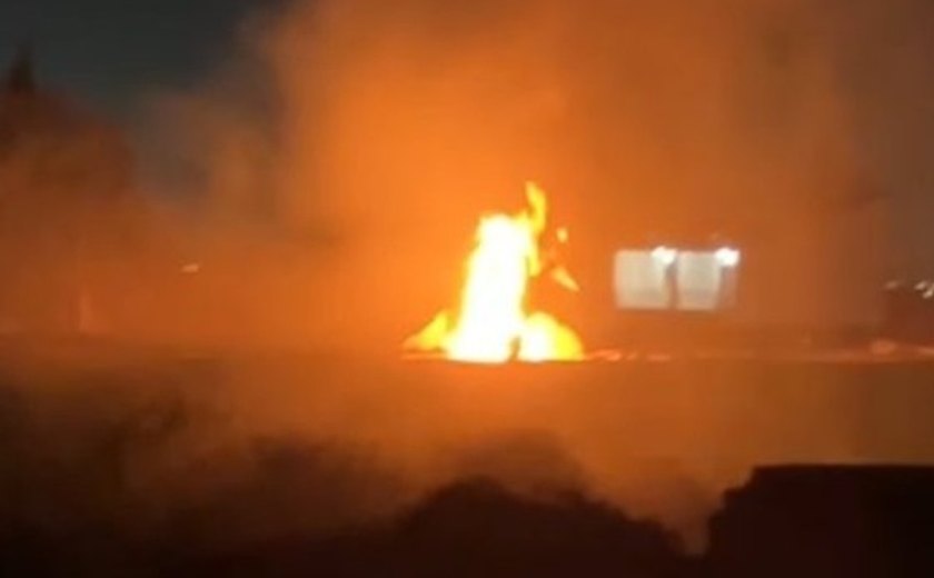 Madeireira é atingida por incêndio de grandes proporções em Arapiraca