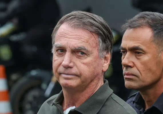 Moraes autoriza Bolsonaro a fazer exames no hospital após sofrer queda