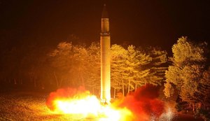 Coreia do Norte diz que EUA agora estão ao alcance de seus mísseis