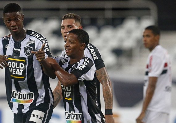 Mesmo rebaixado, Botafogo vence São Paulo por 1 a 0