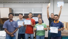 Turmas pioneiras de Marcenaria concluem cursos gratuitos em Maceió