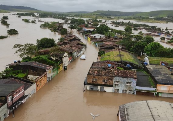 Municípios alagoanos entram em alerta para perigo de chuvas fortes