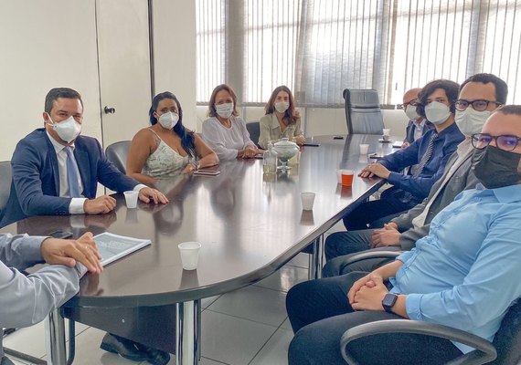 Grupo de pesquisa apresenta resultado de estudo com resgate histórico do plano Ipaseal Saúde