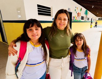 Dentista da família, gestora pública, empreendedora e mãe que acredita na educação municipal: conheça Samyra, pré-candidata a deputada federal