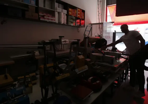 Quatro dias após ventania, SP tem mais de 60 mil clientes sem luz