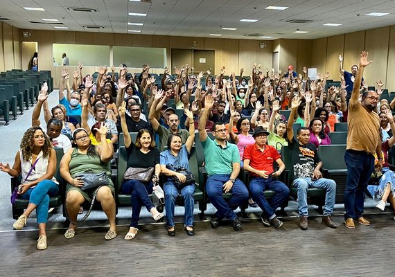 Servidores rejeitam proposta de 5.79% apresentada pela Prefeitura de Maceió