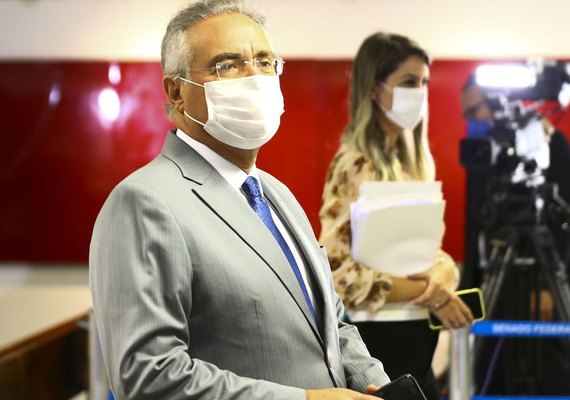 Para Renan, Exército não puniu Pazuello 'para poupar forças contra os golpistas’