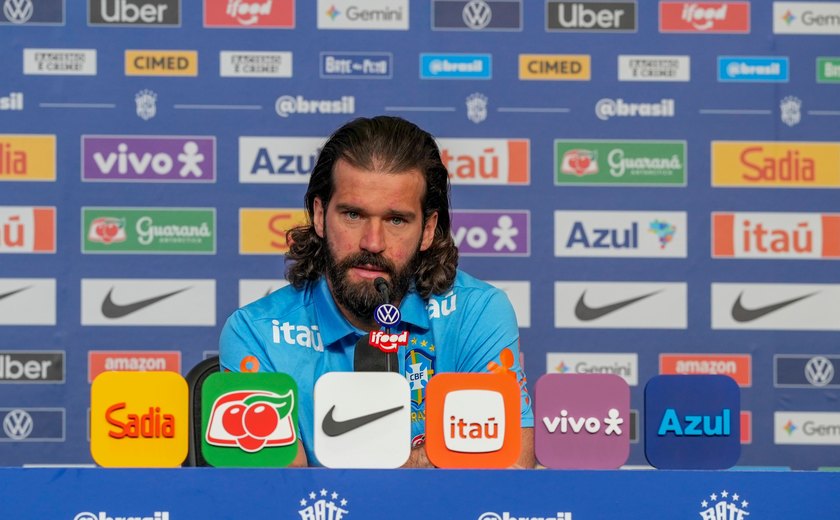 Alisson comemora a disputa de sua terceira Copa do Mundo: 'Uma honra'