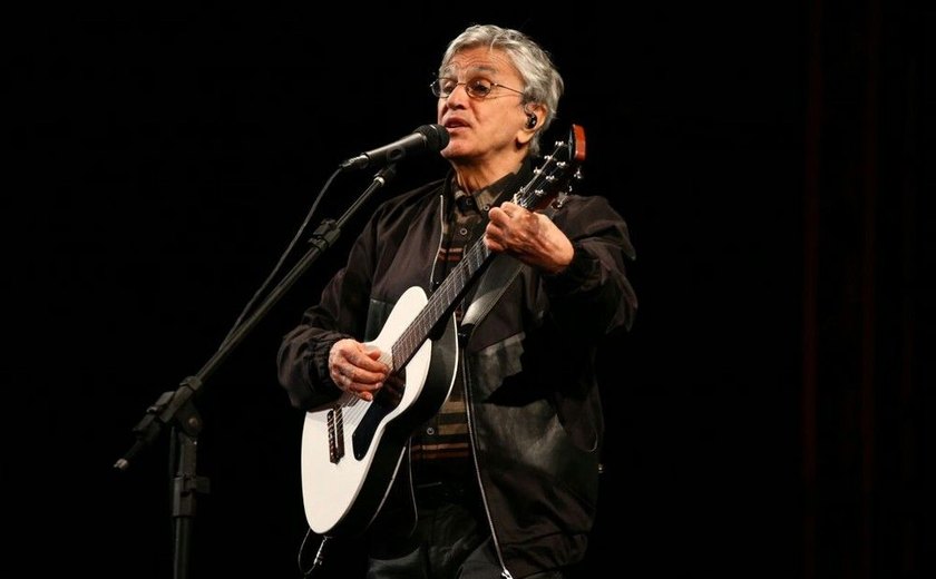 Instrumentos musicais de Caetano Veloso são recuperados na Bahia