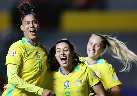 Brasil inicia Copa América com vitória de 2 a 0 sobre a Venezuela