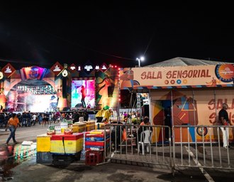 Sala sensorial amplia inclusão e acolhe pessoas neurodivergentes no São João Massayó 2026