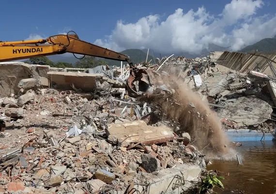 Sobe para 2.595 número de mortos em terremotos na Venezuela