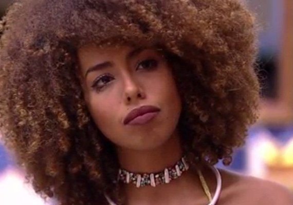 'BBB17': Gabriela Flor causa saia-justa ao ser eliminada. 'Muito feliz de sair'