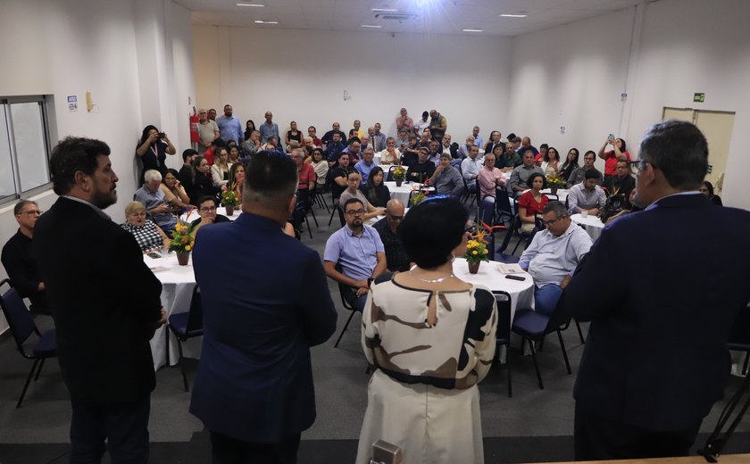 Tribuna celebra aniversário com cooperados, anunciantes e parceiros