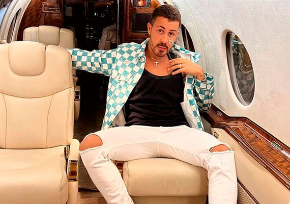 Carlinhos Maia anuncia mudança para São Paulo com o marido após roubo em apartamento