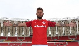 Internacional anuncia contratação de Rafael Sobis por uma temporada