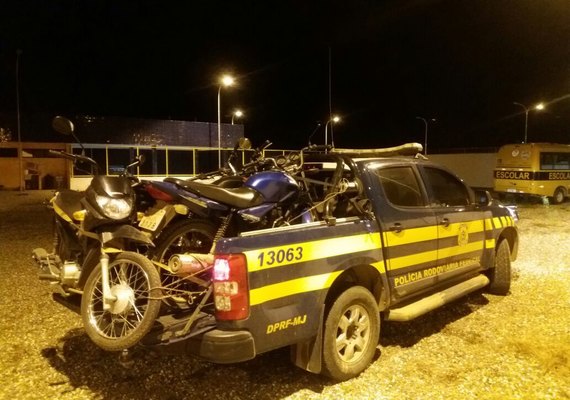 Em 30 minutos, PRF recolhe cinco motocicletas irregulares no Sertão de Alagoas