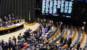 Câmara rejeita requerimento para acelerar tramitação da reforma trabalhista