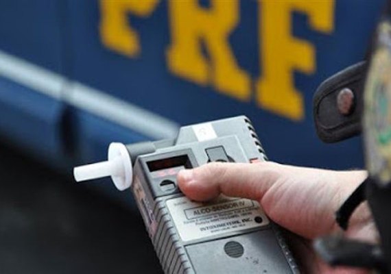 PRF flagra 13 condutores embriagados e prende 3 durante fim de semana em Alagoas
