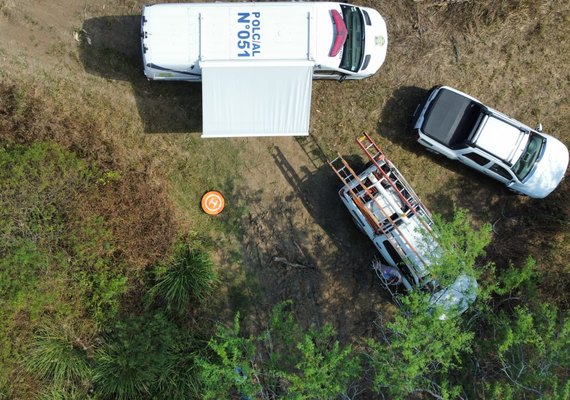 Polícia Científica de Alagoas faz exame em local de morte por descarga elétrica