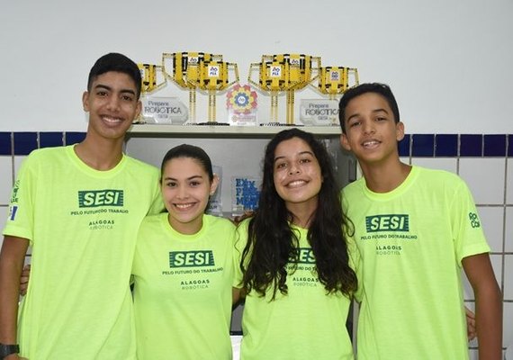 Equipes Sesi/Senai treinam para torneio regional de Robótica na BA