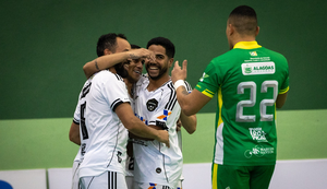 Traipu goleia IAPE-MA e vence segunda na Taça Brasil de Futsal