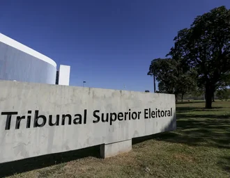 TSE cria conselho para monitorar desinformação e IA nas eleições