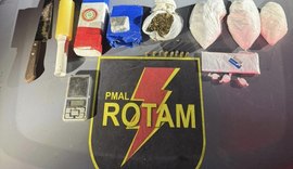 PM apreende 1,8 quilo de drogas em casa no Farol