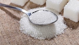 Alimentos com muito açúcar terão alerta para consumidor, diz ministro
