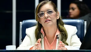 Senadora não se associa ao bolsonarismo
