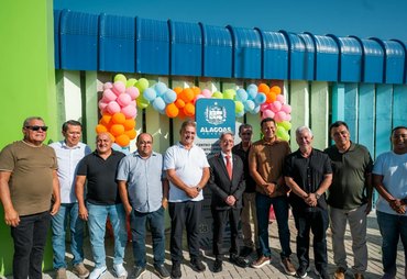Governo de Alagoas entrega terceira creche Cria de São Miguel dos Campos