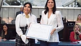 Aninha Monteiro recebe comenda da Assembleia por contribuição ao turismo e à cultura de Alagoas