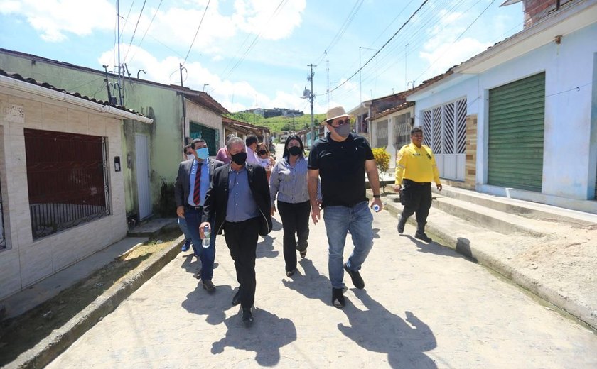 Gilberto Gonçalves recebe visita de promotor e procurador-geral de Justiça em Rio Largo