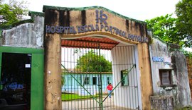 Funcionários protestam para realocar Hospital Escola Portugal Ramalho