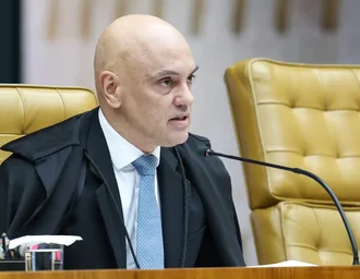 Moraes encaminha a Fachin pedido de investigação contra Mendonça