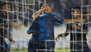 CSA perde por 4 a 2 para o Operário e decepciona torcida no Estádio Rei Pelé