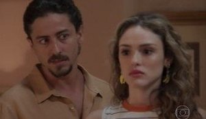 'Verão 90': Com reviravolta, Manuzita oficializa namoro com Jerônimo