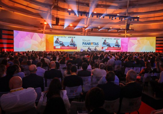 Setur leva Destino Alagoas ao Fórum Panrotas 2025