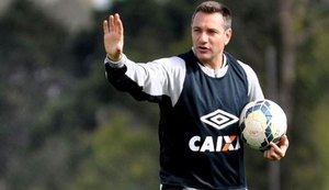 Doriva é anunciado como novo técnico do CRB
