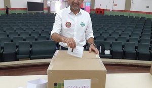 Ifal encerra processo eleitoral e professor Carlos Guedes é o novo reitor