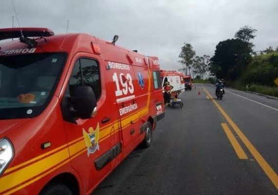 Botijão explode e atinge teto de residência no Clima Bom