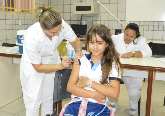Vacinação em escolas de Alagoas ultrapassa 18 mil doses