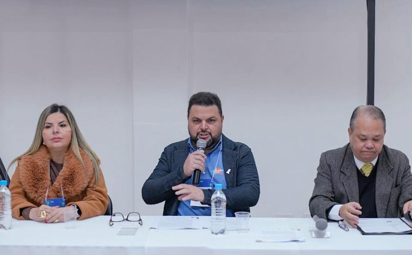 Cosems-AL discute em Congresso do RS estratégias para reduzir judicialização na saúde